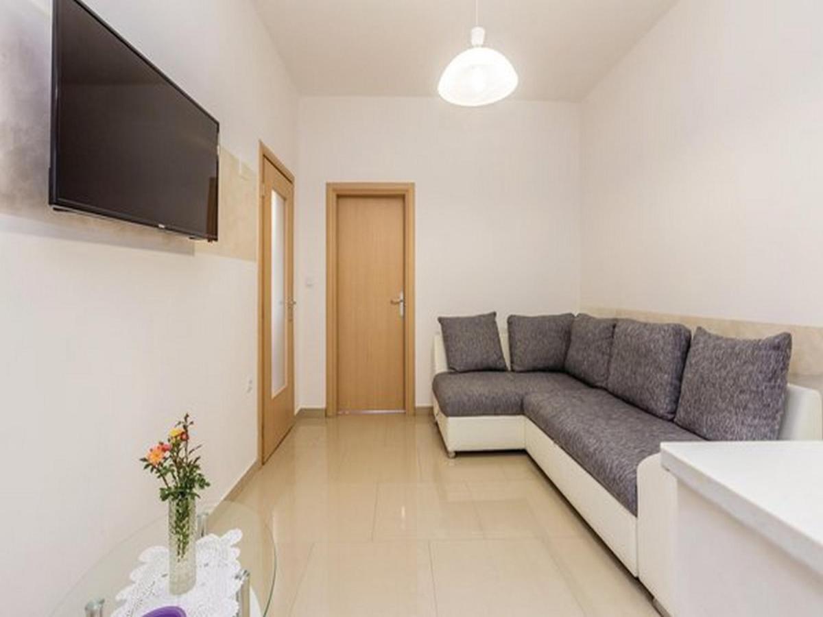 Apartments Villa Kim 야블라나츠 외부 사진