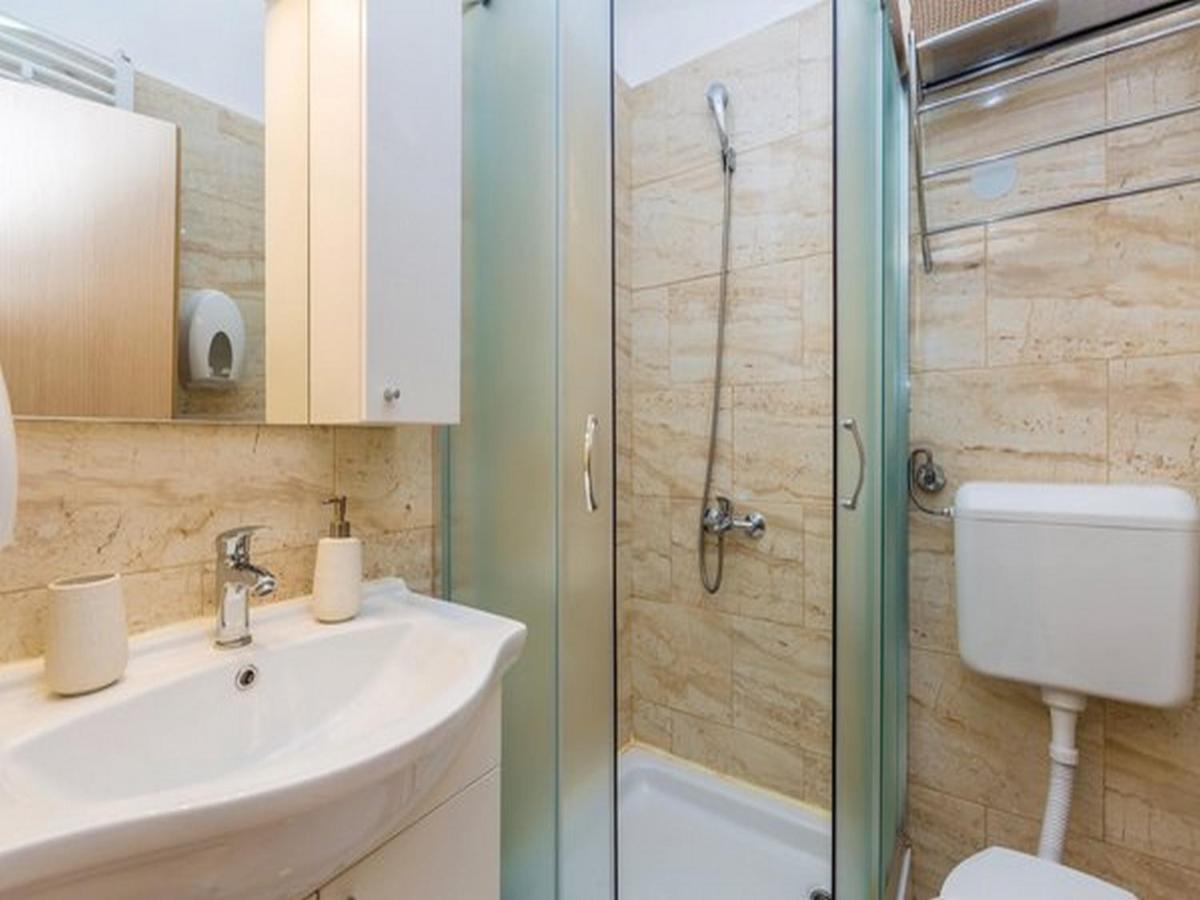 Apartments Villa Kim 야블라나츠 외부 사진